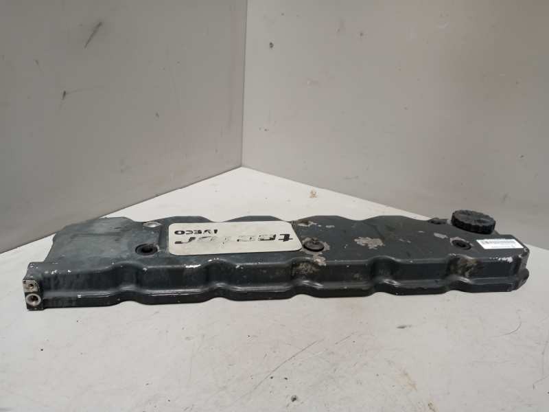 Recambio de tapa balancines para iveco eurocargo 05.03  5.9 diesel referencia OEM IAM 4899185  