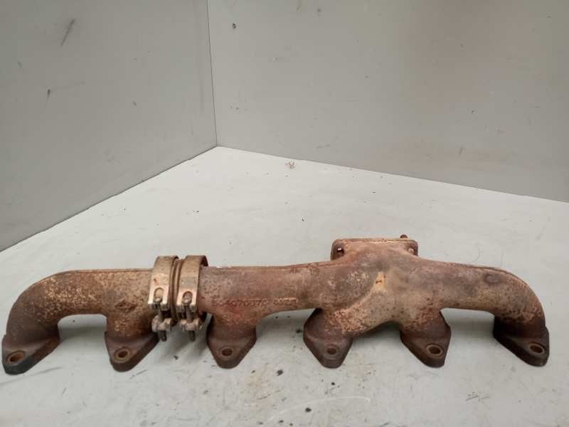 Recambio de colector escape para iveco eurocargo 05.03  5.9 diesel referencia OEM IAM 504076876 504076873 