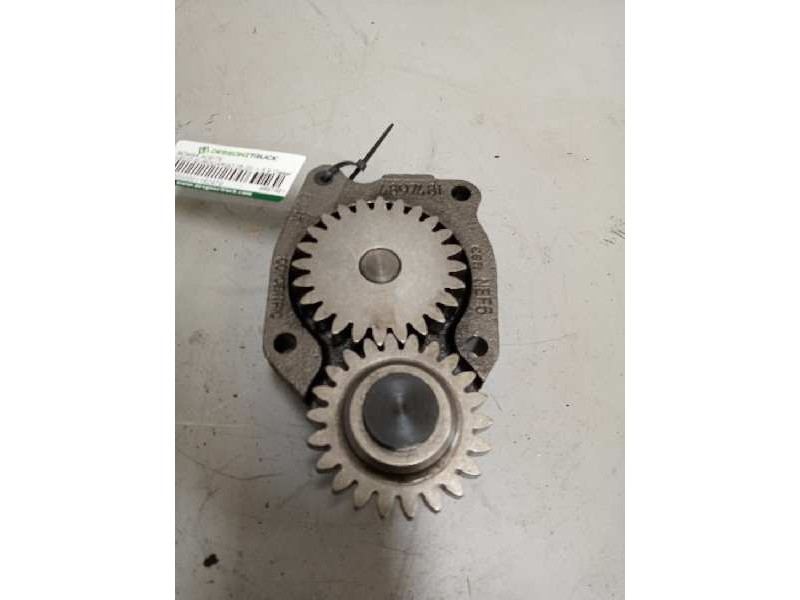 Recambio de bomba aceite para iveco eurocargo 05.03  5.9 diesel referencia OEM IAM 4897481  