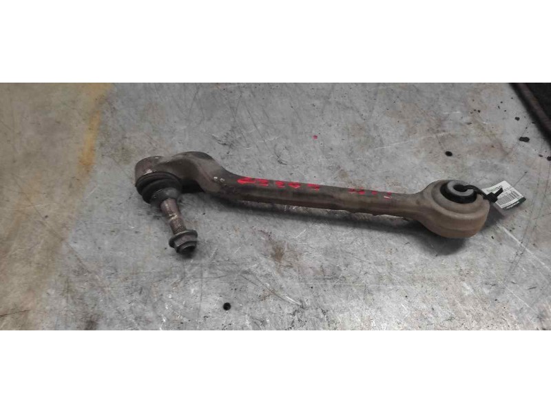 Recambio de brazo suspension inferior delantero izquierdo para bmw serie 1 lim. (f20) 118d referencia OEM IAM 685299101  