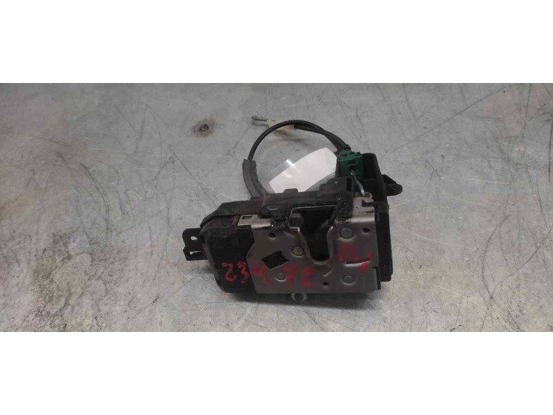 Recambio de cerradura puerta delantera izquierda para opel zafira b cosmo referencia OEM IAM 13210748 5 PINS 