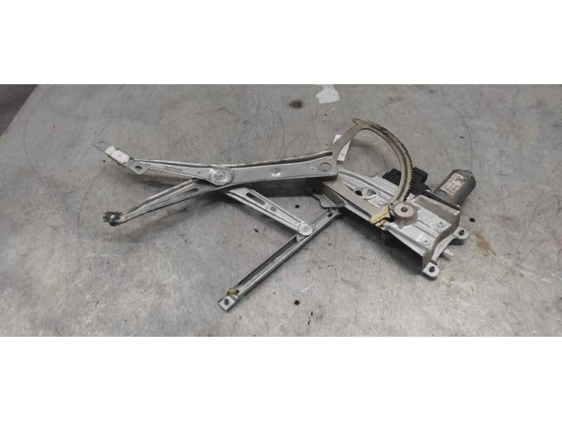 Recambio de elevalunas delantero izquierdo para opel zafira b cosmo referencia OEM IAM 13132434LH 6 PINS 