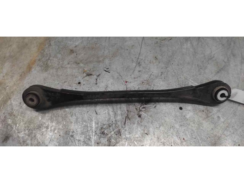 Recambio de brazo suspension superior trasero izquierdo para bmw serie 1 lim. (f20) 118d referencia OEM IAM 6792535014510  