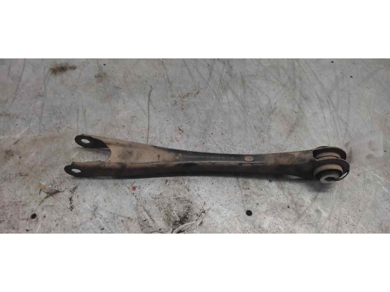 Recambio de brazo suspension inferior trasero derecho para bmw serie 1 lim. (f20) 118d referencia OEM IAM 6792527030211  