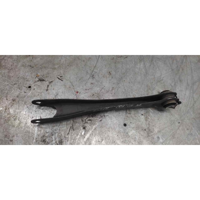 Recambio de brazo suspension inferior trasero derecho para bmw serie 1 lim. (f20) 118d referencia OEM IAM 6792527030211  