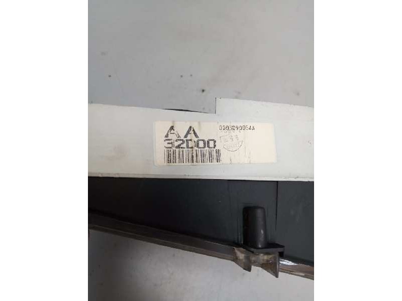 Recambio de cuadro instrumentos para nissan cabstar e referencia OEM IAM 32D00  