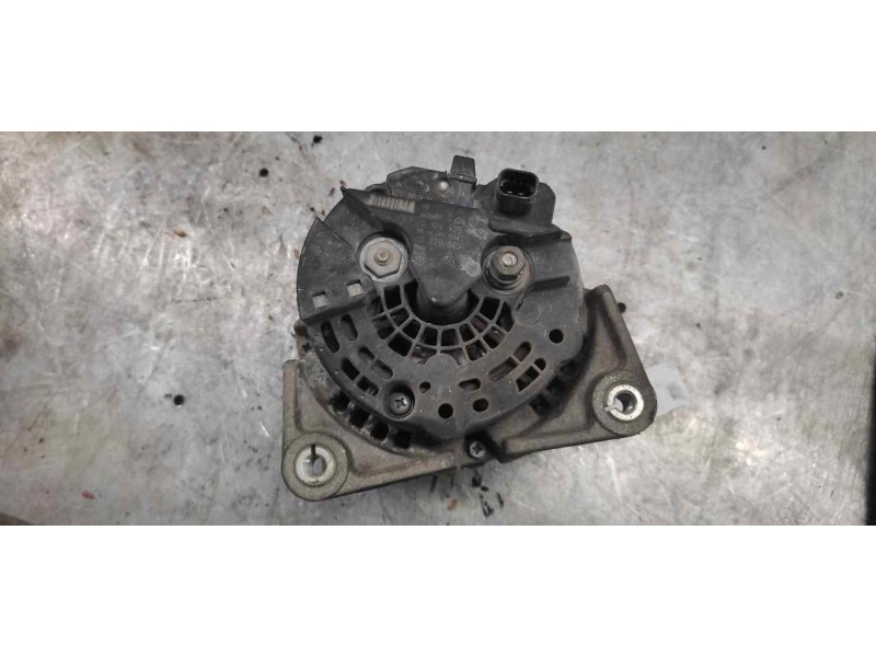 Recambio de alternador para opel astra h ber. cosmo referencia OEM IAM 0124425050 13229985 14V 120A BOSCH