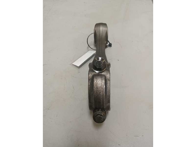 Recambio de biela para iveco eurocargo 05.03  5.9 diesel referencia OEM IAM 4898808  