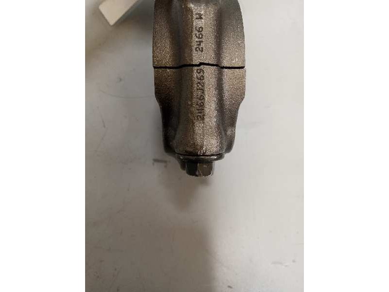 Recambio de biela para iveco eurocargo 05.03  5.9 diesel referencia OEM IAM 4898808  