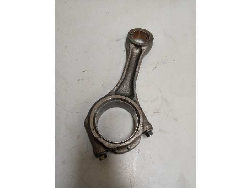 Recambio de biela para iveco eurocargo 05.03  5.9 diesel referencia OEM IAM 4898808  