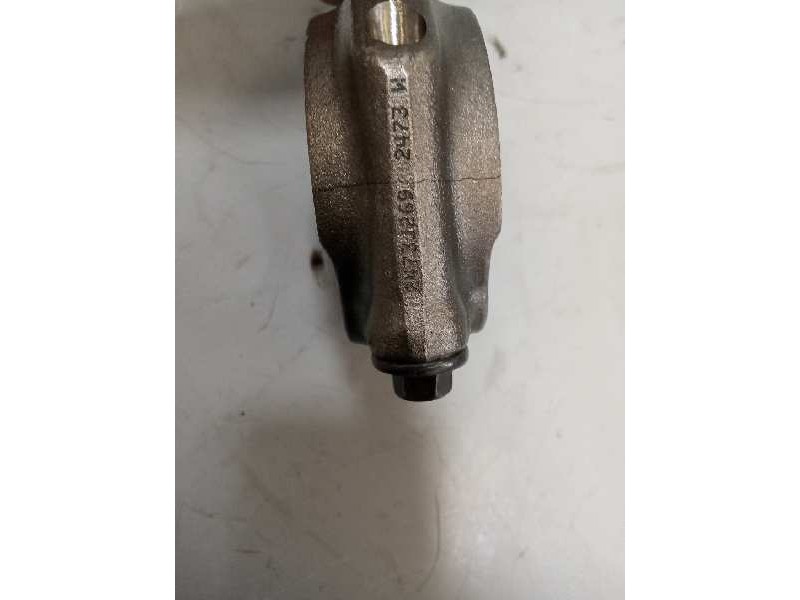 Recambio de biela para iveco eurocargo 05.03  5.9 diesel referencia OEM IAM 4898808  