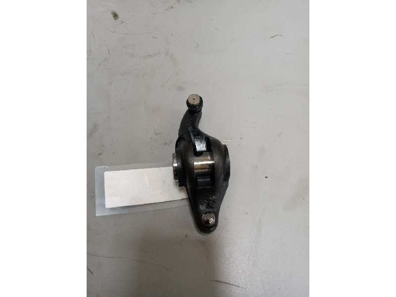 Recambio de balancin para iveco eurocargo 05.03  5.9 diesel referencia OEM IAM 4895068 489506800 