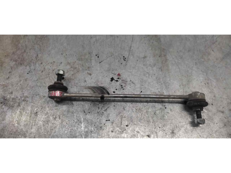 Recambio de bieleta barra estabilizadora delantera para renault laguna ii grandtour (kg0) initiale referencia OEM IAM   