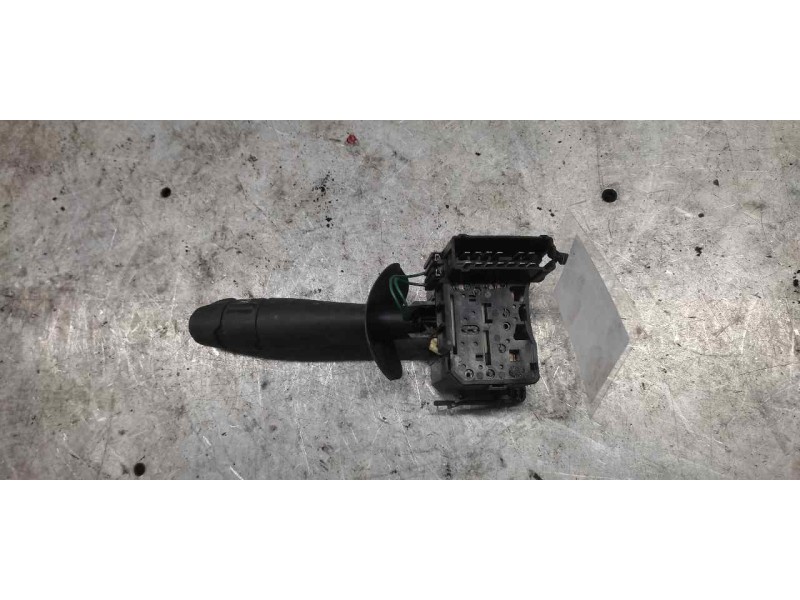 Recambio de mando limpia para renault laguna ii grandtour (kg0) initiale referencia OEM IAM 8200328896 13 PINS 