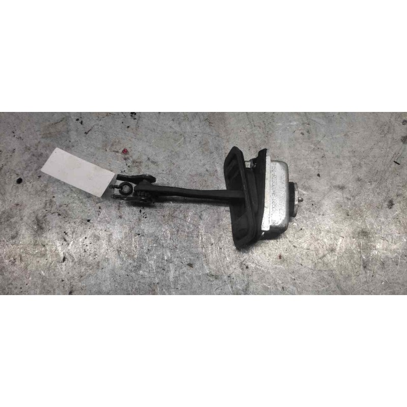 Recambio de retenedor puerta para ford focus berlina (cap) ambiente (d) referencia OEM IAM 3M51R23000AE TRASERA DERECHA 