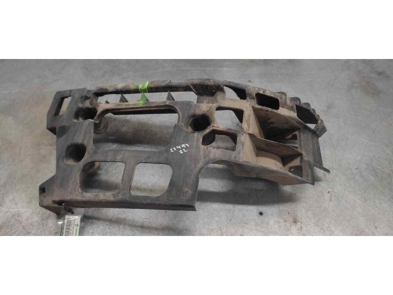 Recambio de soportes paragolpes para peugeot 407 sw st sport referencia OEM IAM 9647553780 TRASERO IZQUIERDO 