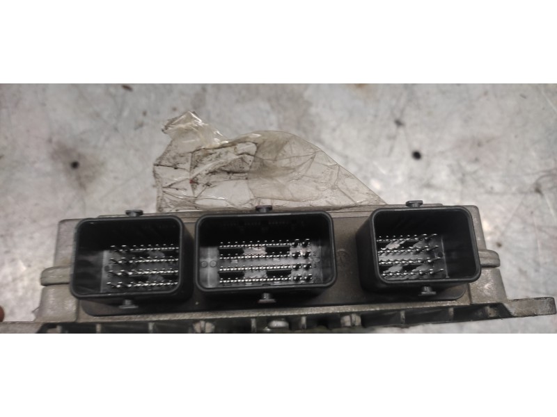 Recambio de centralita motor uce para peugeot 307 break / sw (s1) break xs referencia OEM IAM 9646449280 9644302380 