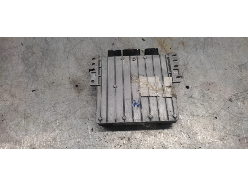 Recambio de centralita motor uce para peugeot 307 break / sw (s1) break xs referencia OEM IAM 9646449280 9644302380 