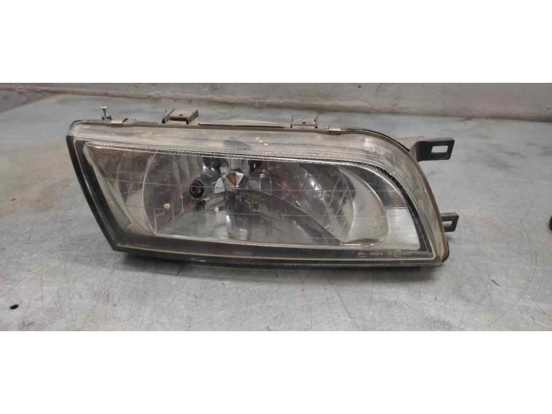 Recambio de faro derecho para nissan almera (n15) gx referencia OEM IAM   