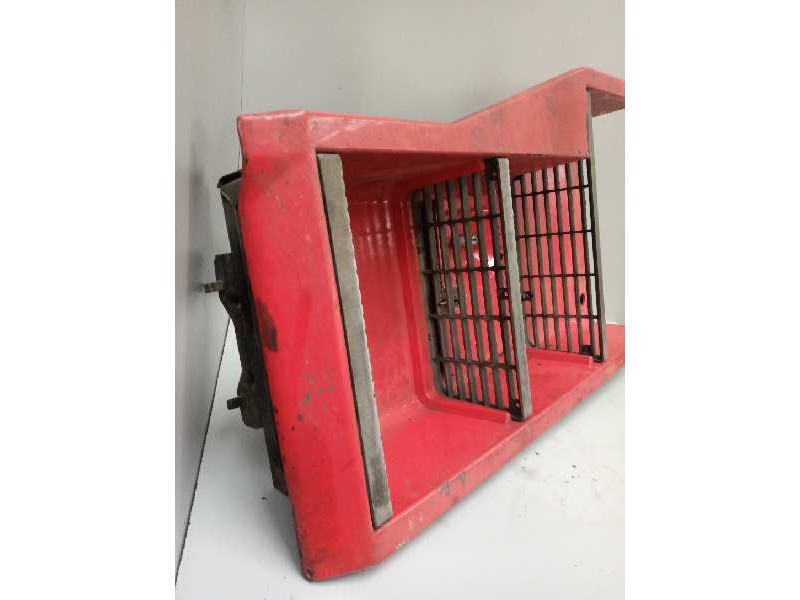 Recambio de peldaño izquierdo para renault magnum ab 2005 12.8 diesel referencia OEM IAM 5010574327  