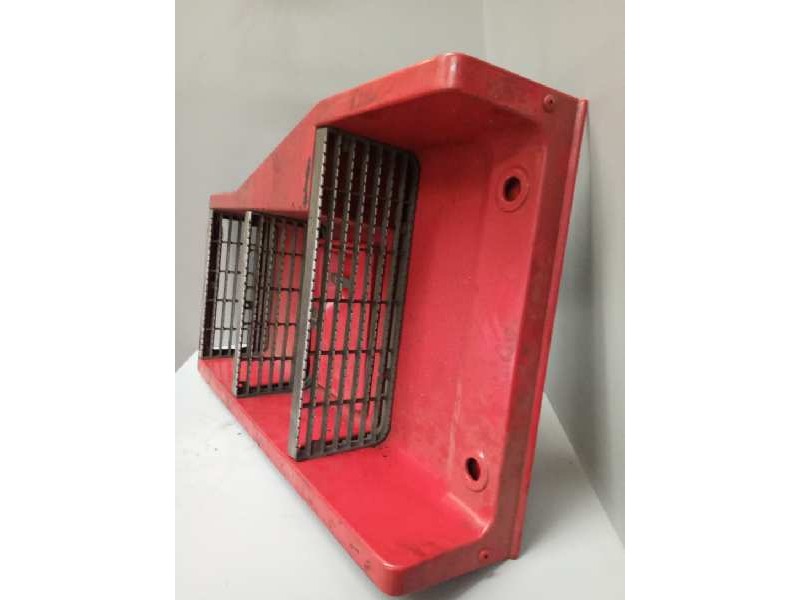 Recambio de peldaño izquierdo para renault magnum ab 2005 12.8 diesel referencia OEM IAM 5010574327  