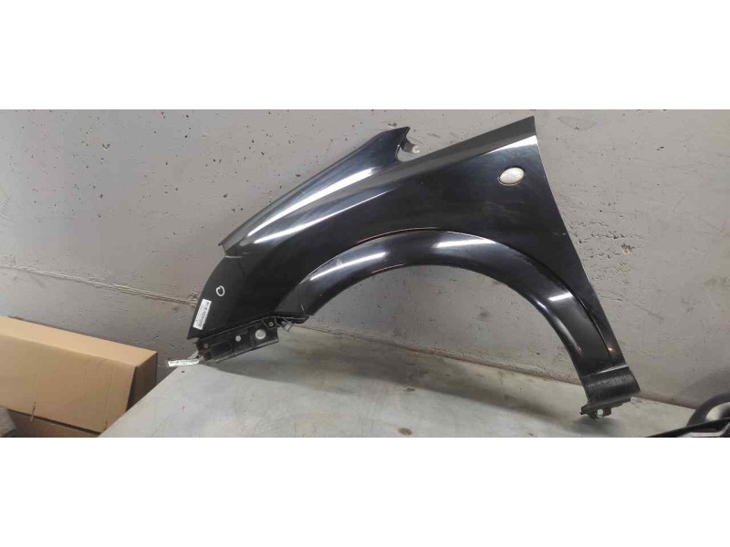 Recambio de aleta delantera izquierda para opel meriva cosmo referencia OEM IAM   