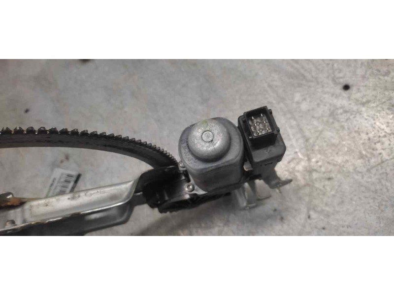 Recambio de elevalunas delantero derecho para opel meriva cosmo referencia OEM IAM 93189578 6 PINS 