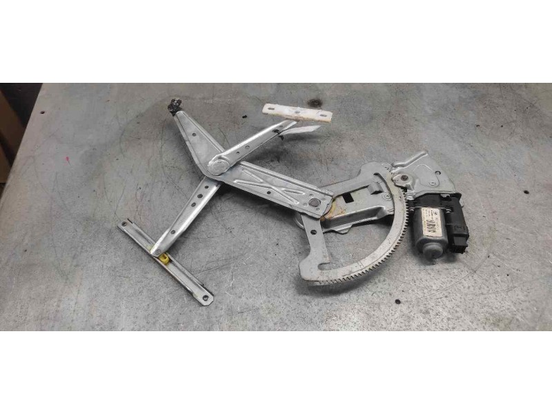 Recambio de elevalunas delantero derecho para opel meriva cosmo referencia OEM IAM 93189578 6 PINS 