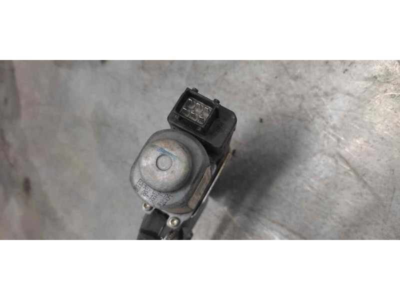 Recambio de elevalunas delantero izquierdo para opel meriva cosmo referencia OEM IAM 93189576 6 PINS 