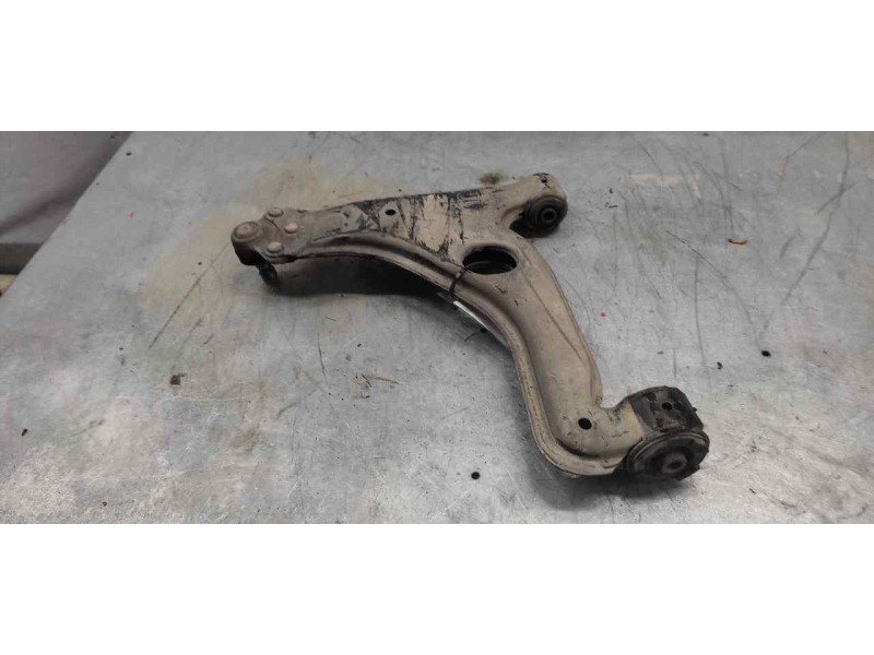 Recambio de brazo suspension inferior delantero derecho para opel astra h ber. cosmo referencia OEM IAM   