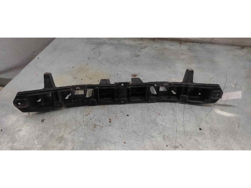 Recambio de soportes paragolpes para ford tourneo courier (c4a) ambiente referencia OEM IAM ET7617B861AG TRASERO CENTRAL 