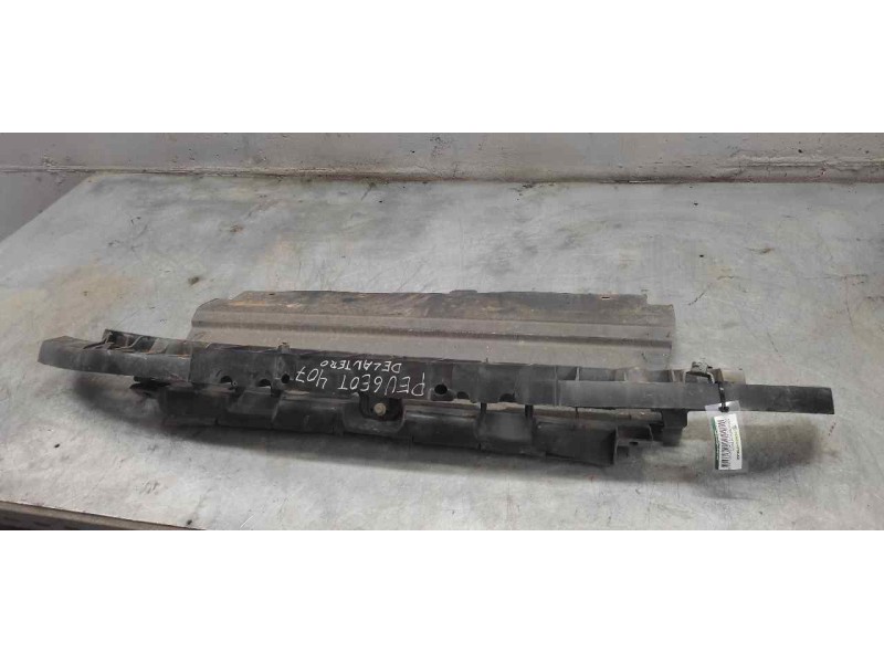 Recambio de travesaño inferior para peugeot 407 2.0 16v cat (rfj / ew10a) referencia OEM IAM   