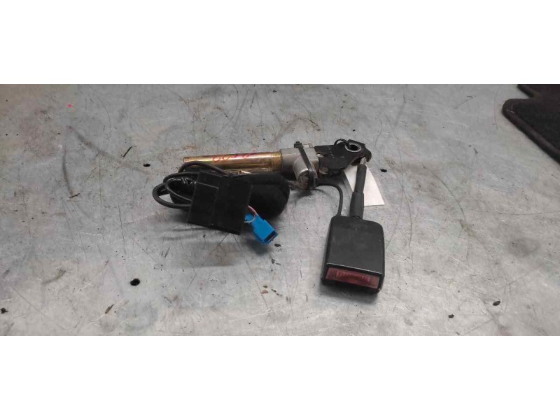 Recambio de pretensor airbag izquierdo para renault scenic rx4 (ja0) 1.9 dci referencia OEM IAM 7700832665  