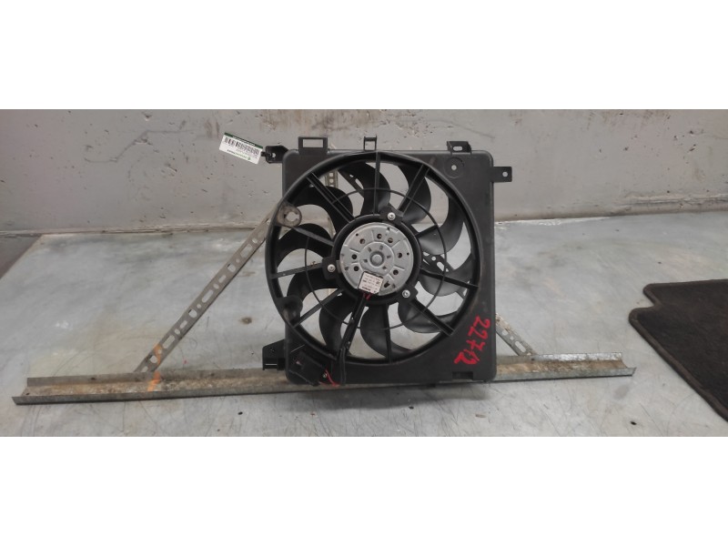 Recambio de electroventilador para opel zafira b cosmo referencia OEM IAM 0130303304 24467444 