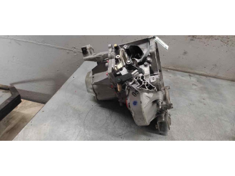 Recambio de caja cambios para peugeot 308 active referencia OEM IAM 20ET04  