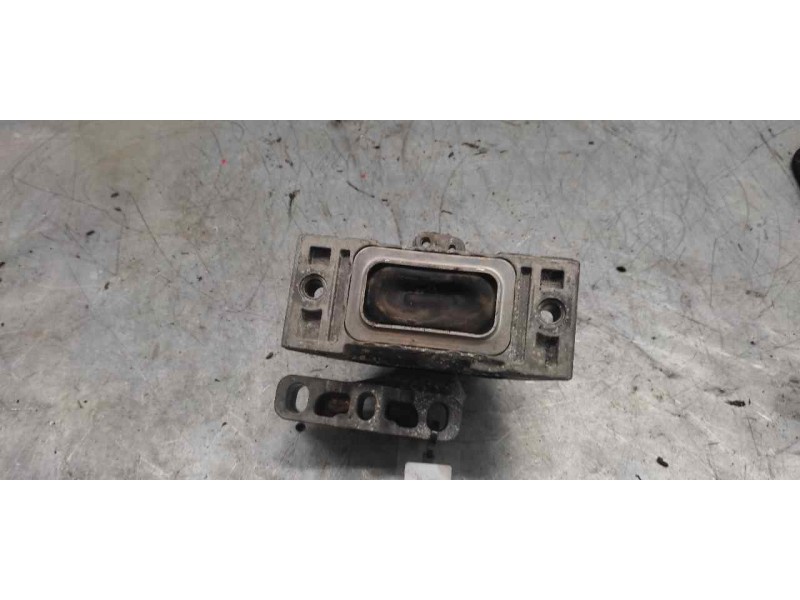 Recambio de soporte motor derecho para seat leon (1m1) 1.9 tdi referencia OEM IAM 1J0199262BF  