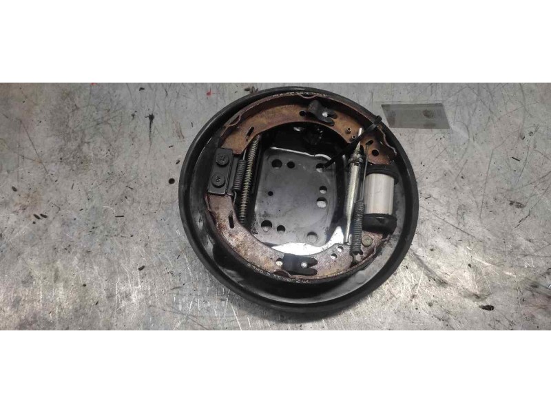 Recambio de zapatas de freno traseras para ford fiesta (cb1) ambiente referencia OEM IAM   IZQUIERDA