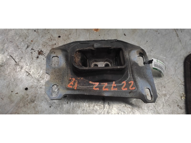 Recambio de soporte motor izquierdo para peugeot 308 active referencia OEM IAM 9812667680  