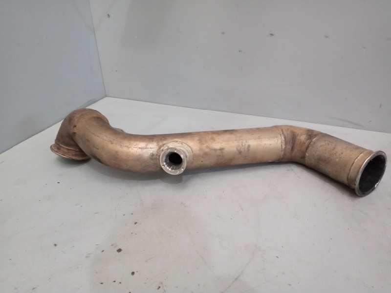 Recambio de tubo escape central para iveco eurocargo tector referencia OEM IAM 504164834 CODO ESCAPE 
