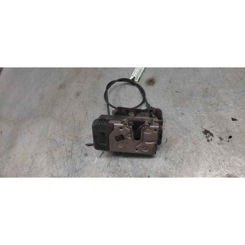 Recambio de cerradura puerta delantera izquierda para nissan primastar (x83) 1.9 dci diesel cat referencia OEM IAM 7700311807  