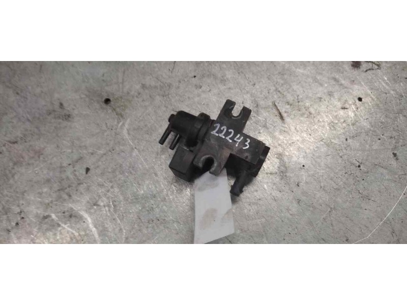 Recambio de valvula aire adicional para bmw serie 5 berlina (e60) 520d referencia OEM IAM 70206301 2 PINS 