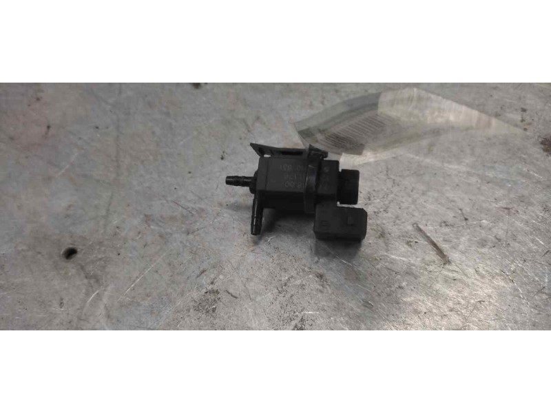Recambio de valvula aire adicional para bmw serie 5 berlina (e60) 520d referencia OEM IAM 70231800 7810831 2 PINS
