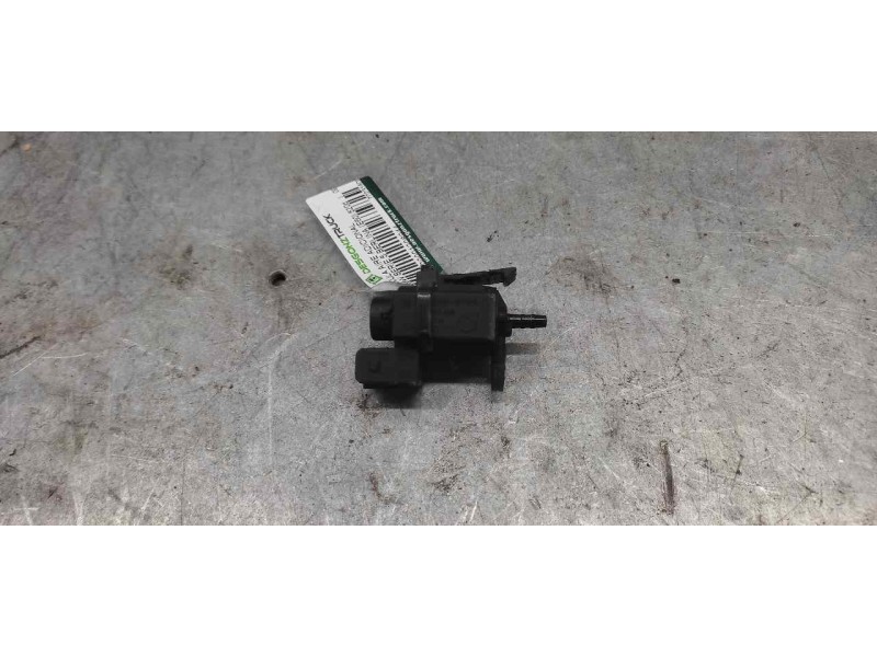 Recambio de valvula aire adicional para bmw serie 5 berlina (e60) 520d referencia OEM IAM 70231800 7810831 2 PINS