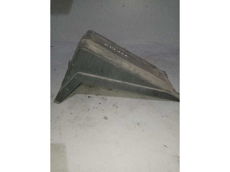 Recambio de tapa para iveco eurocargo 3.9 diesel referencia OEM IAM 500315858 TAPA SOPORTE RUEDA REPUESTO 