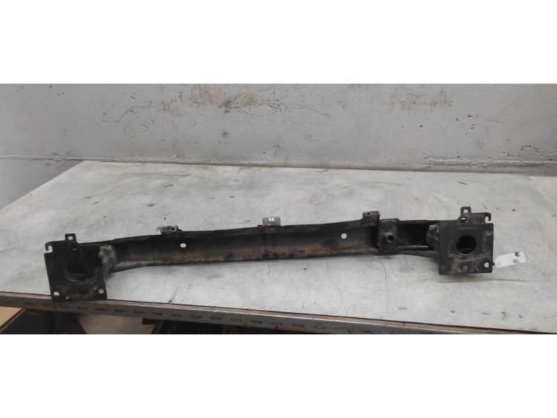 Recambio de refuerzo paragolpes delantero para citroen c3 1.4 hdi magic referencia OEM IAM   