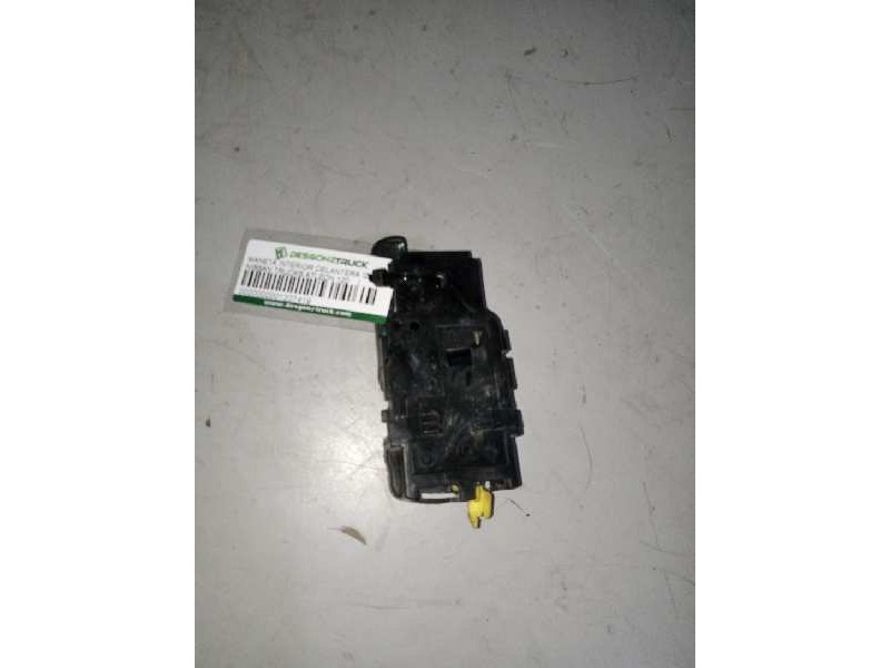 Recambio de maneta interior delantera izquierda para nissan trucks atleon 120 referencia OEM IAM   