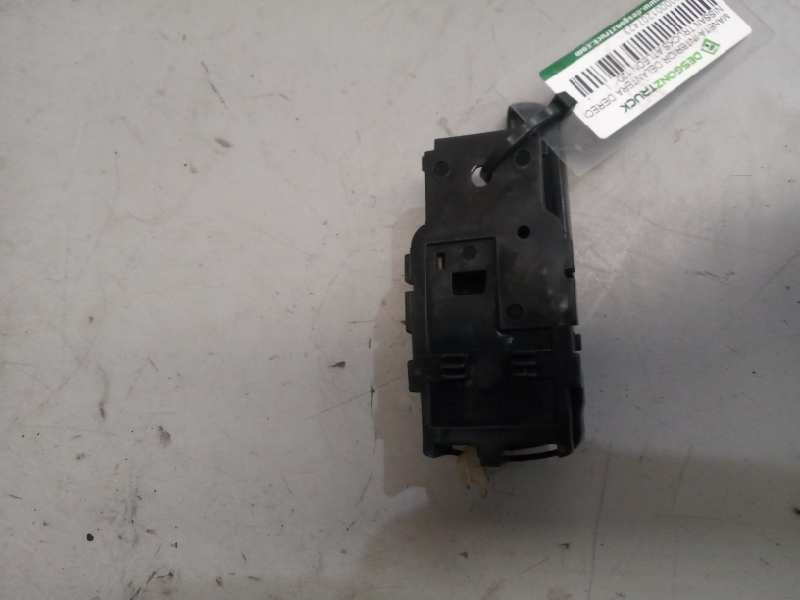 Recambio de maneta interior delantera derecha para nissan trucks atleon 120 referencia OEM IAM   