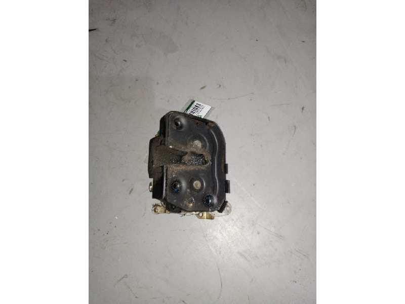 Recambio de cerradura puerta delantera derecha para nissan trucks atleon 120 referencia OEM IAM   