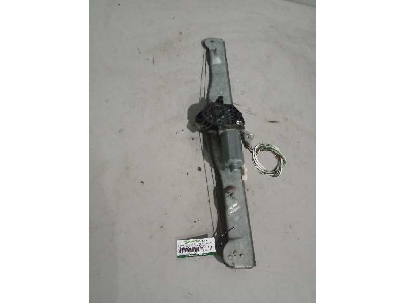 Recambio de elevalunas delantero derecho para nissan trucks atleon 120 referencia OEM IAM   