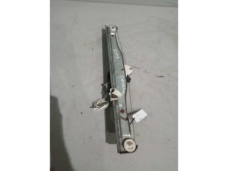 Recambio de elevalunas delantero derecho para nissan trucks atleon 120 referencia OEM IAM   